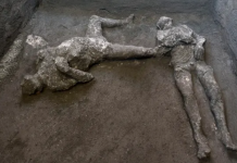 A escavação de Pompeia revela os restos mortais “quase perfeitos” de um mestre e seu escravo